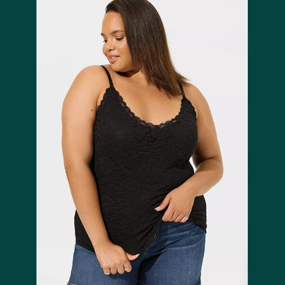 Torrid - Stretch Lace V-Neck Cami in Deep Black